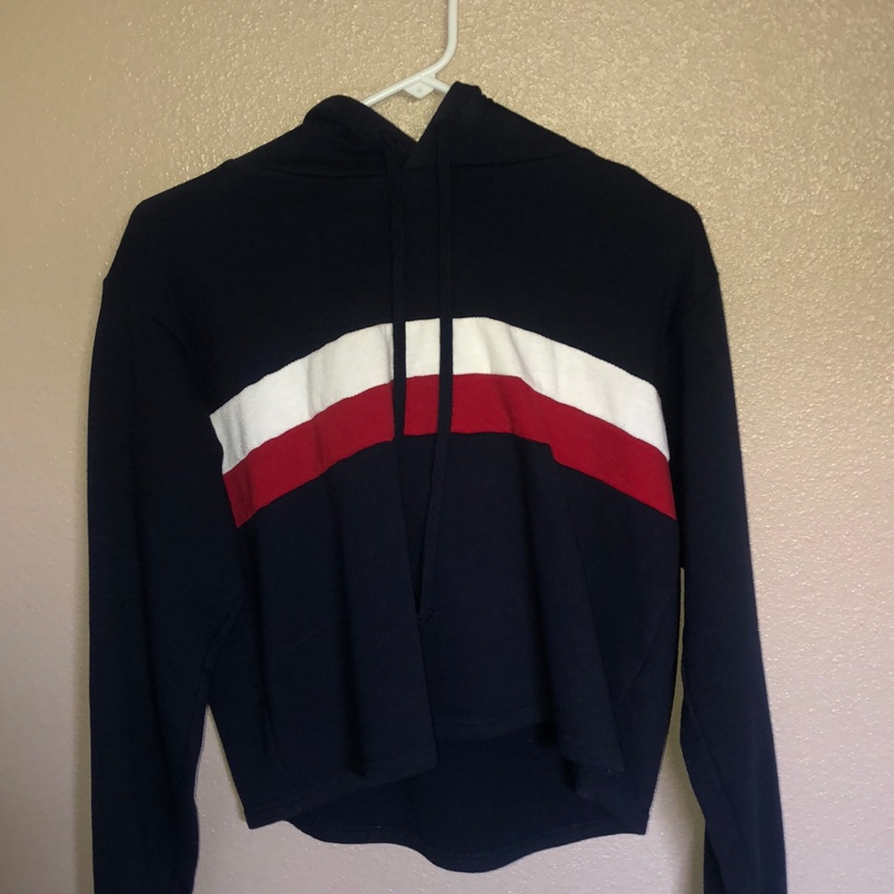 Cropped hoodie